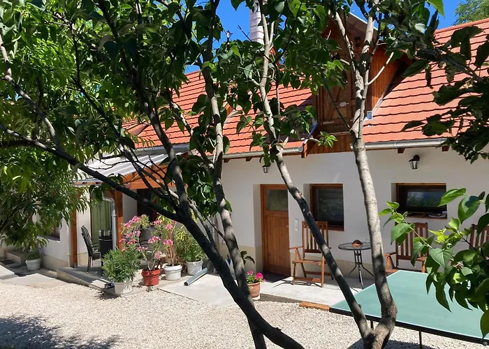 Gosztola Apartment